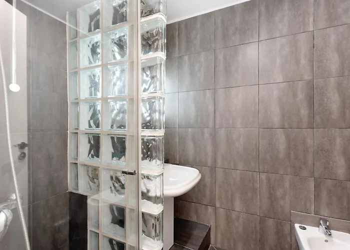 Bungalow Club Atlantis *