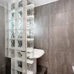 Bungalow Club Atlantis *